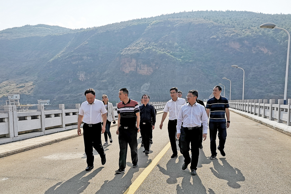 1618534439115880.jpg 調(diào)研大壩.jpg