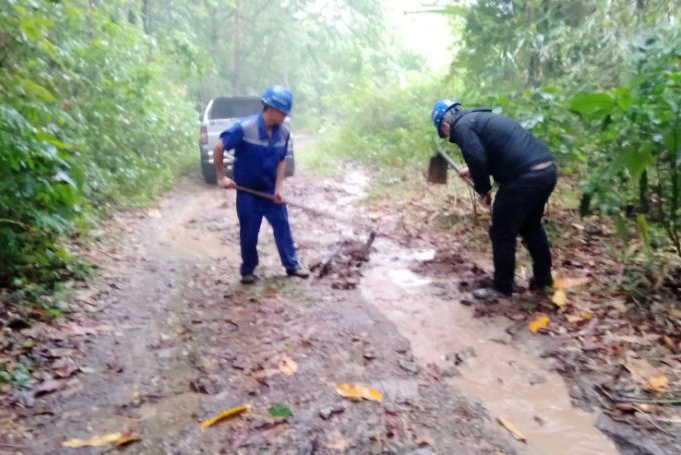 1623760794621551.jpg 巡查電站進(jìn)場(chǎng)道路.jpg