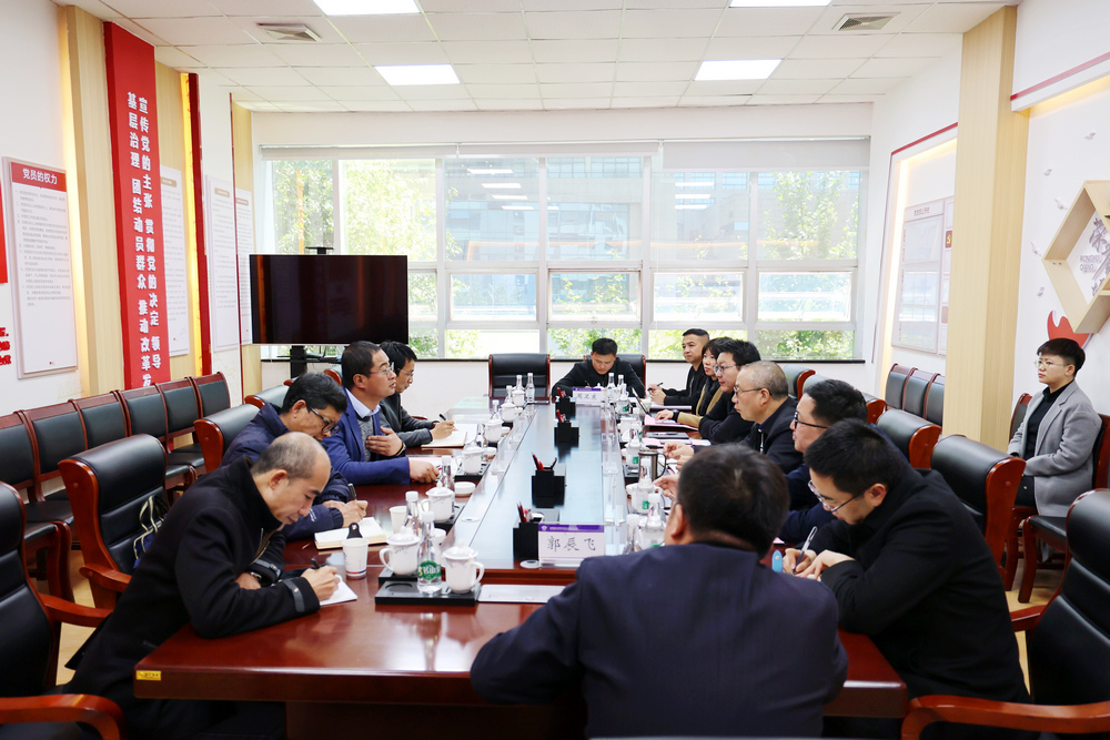 1649515396176430.jpg 8X8A3050.JPG