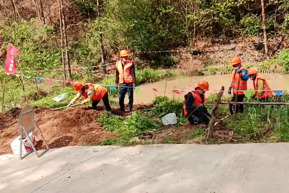 1651109320514961.jpg 彝良縣對(duì)海塘子塘壩引水工程項(xiàng)目現(xiàn)場(chǎng)1.jpg