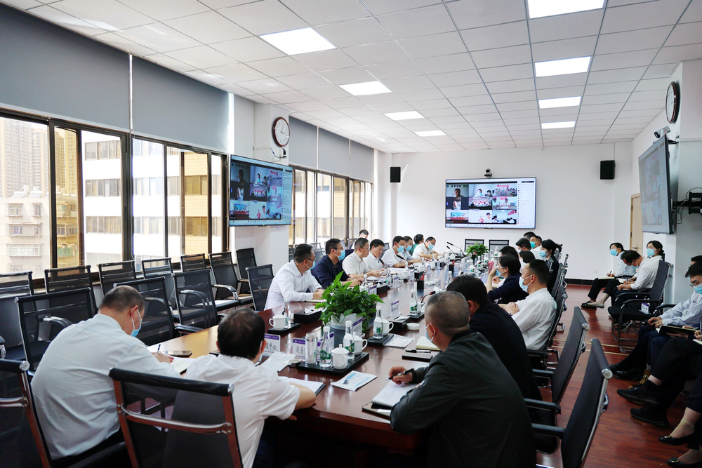 1654085425527655.jpg 8X8A2250.JPG